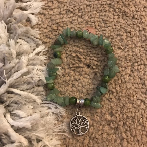 SOLD 😍BUNDLE OF SEVEN BRACELETS - Picture 8 of 8